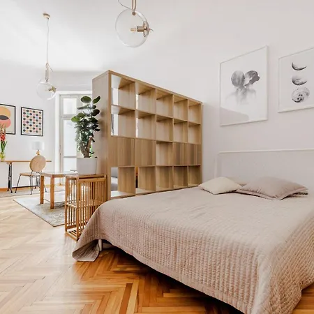 Artistic Nest Near Port Praga By Vaya *