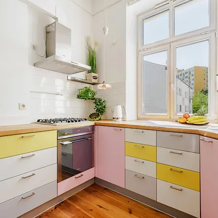 Artistic Nest Near Port Praga By Vaya Apartamento *