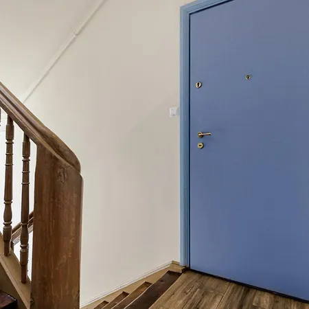 Artistic Nest Near Port Praga By Vaya *